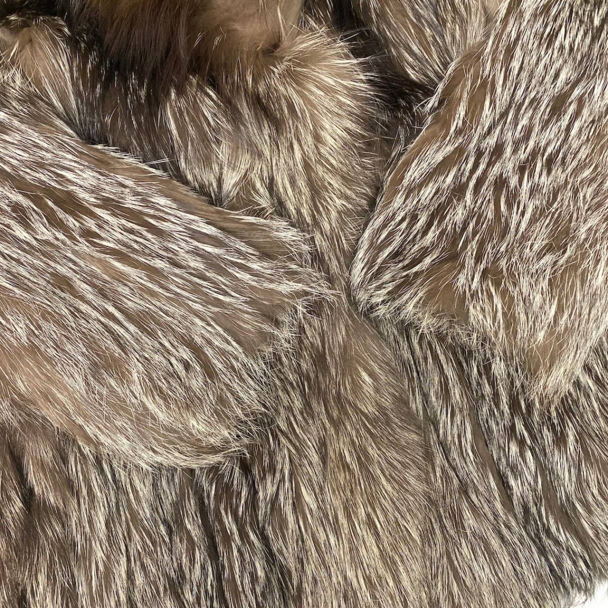 70c24 SAGA FOX サガフォックス 金サガ シルバーフォックス ファー