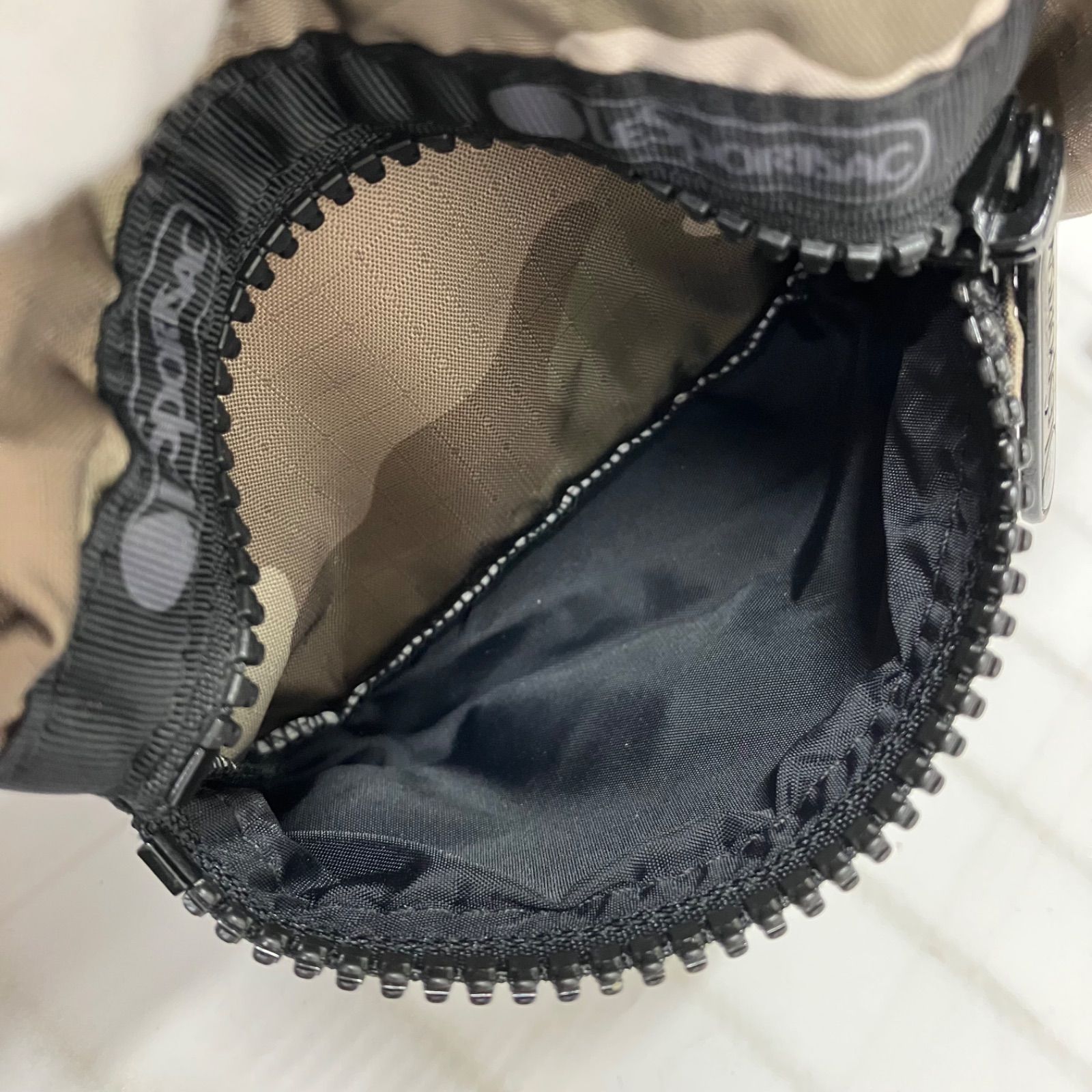 965 LeSportsac レスポートサック CARGO SMALL SHOULDER BAG CAMO 