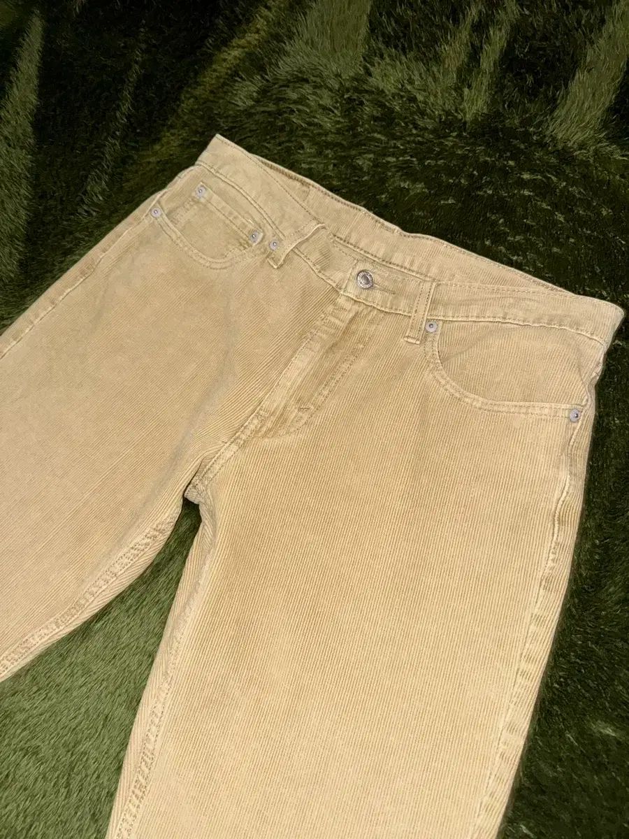 正規品，豊富な W33 ／ L32 LEVI