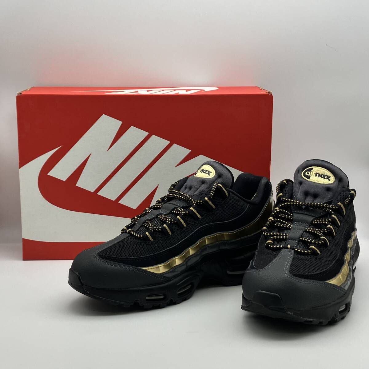 NIKE Air Max 95 Black Metallic Gold