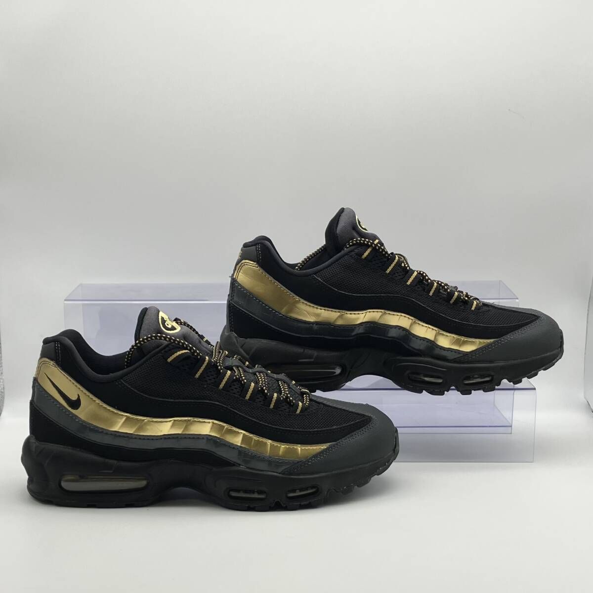 NIKE Air Max 95 Black Metallic Gold