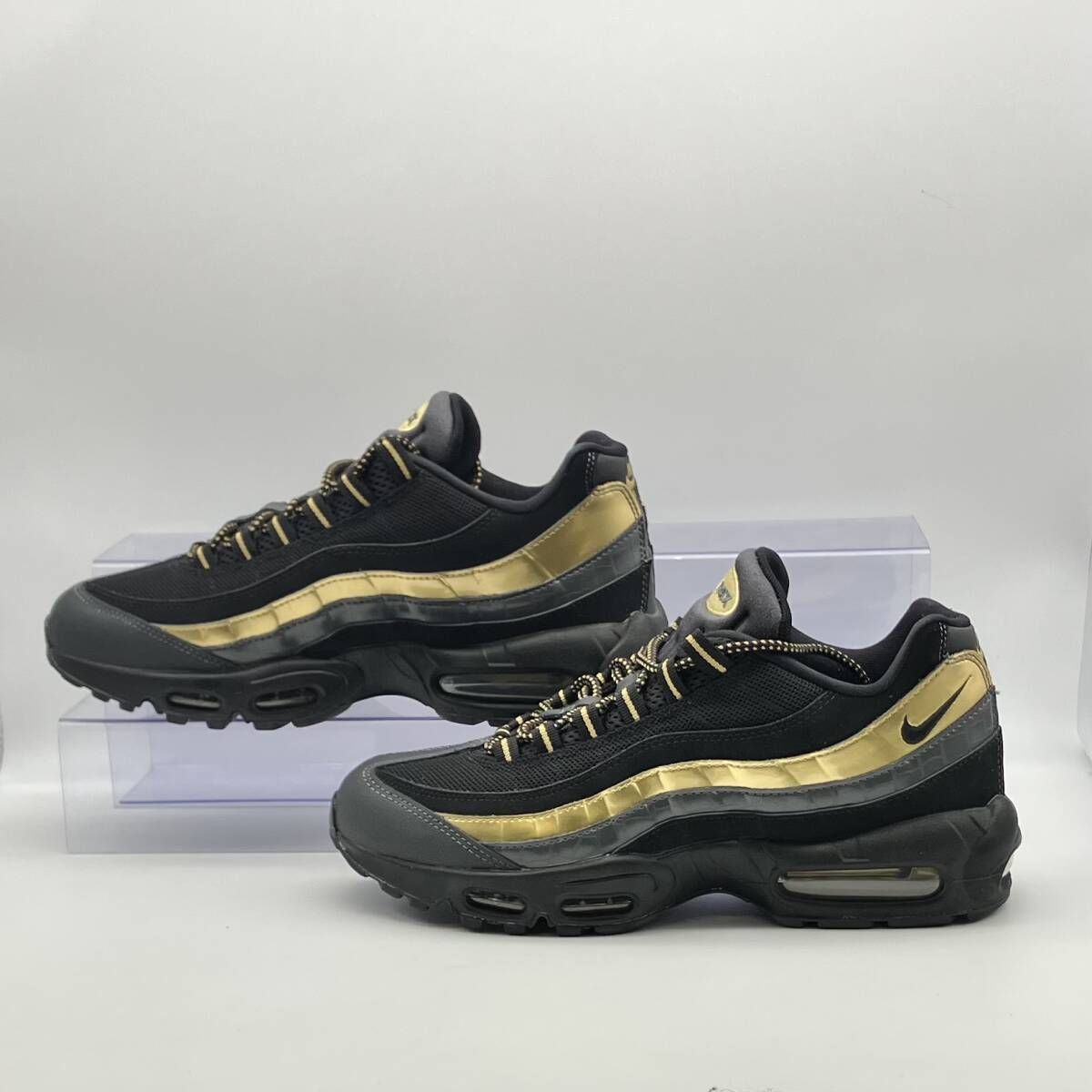 NIKE Air Max 95 Black Metallic Gold