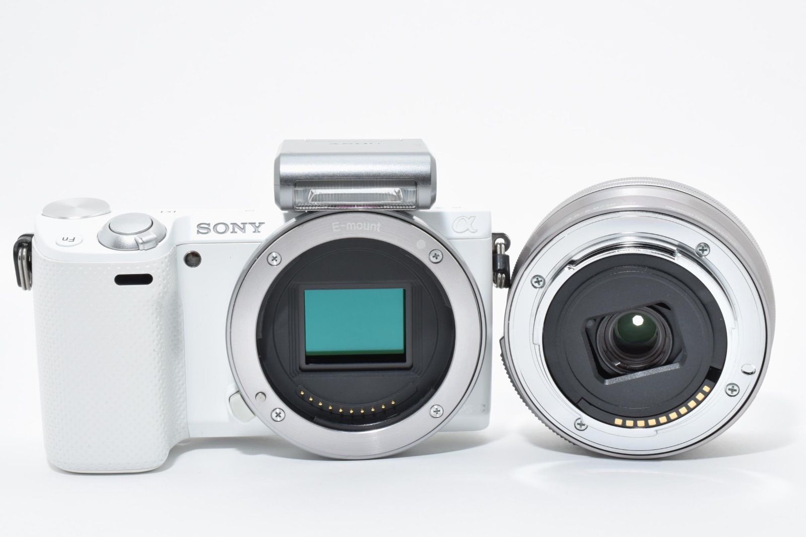SONY NEX-5T ミラーレスカメラ Wi-Fi搭載 ショット数8002回 ソニー SONY NEX-5T ミラーレスカメラ Wi-Fi搭載 ショット数8002回