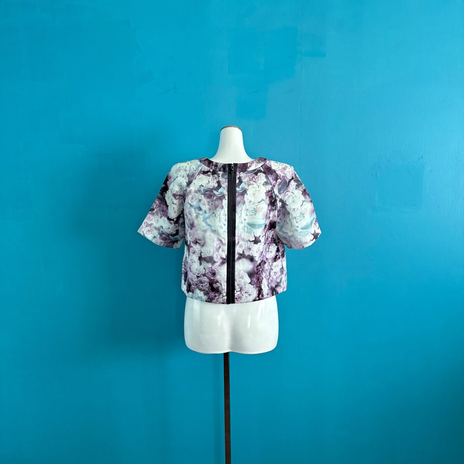 1584 LANVIN en Bleu ランバンオンブルー 花柄 半袖 ブラウス 38 紫系 