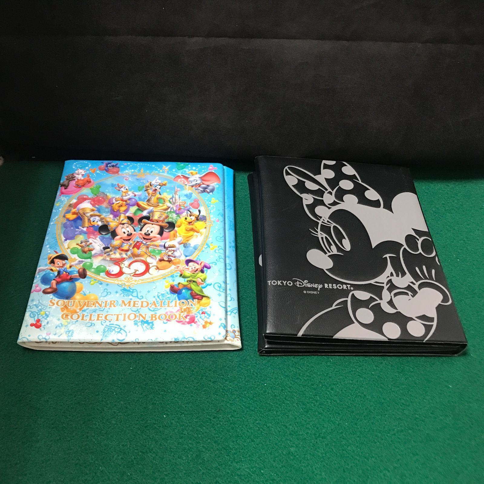 6102 ディズニースーベニアメダルケース＆30周年メダルケース2個