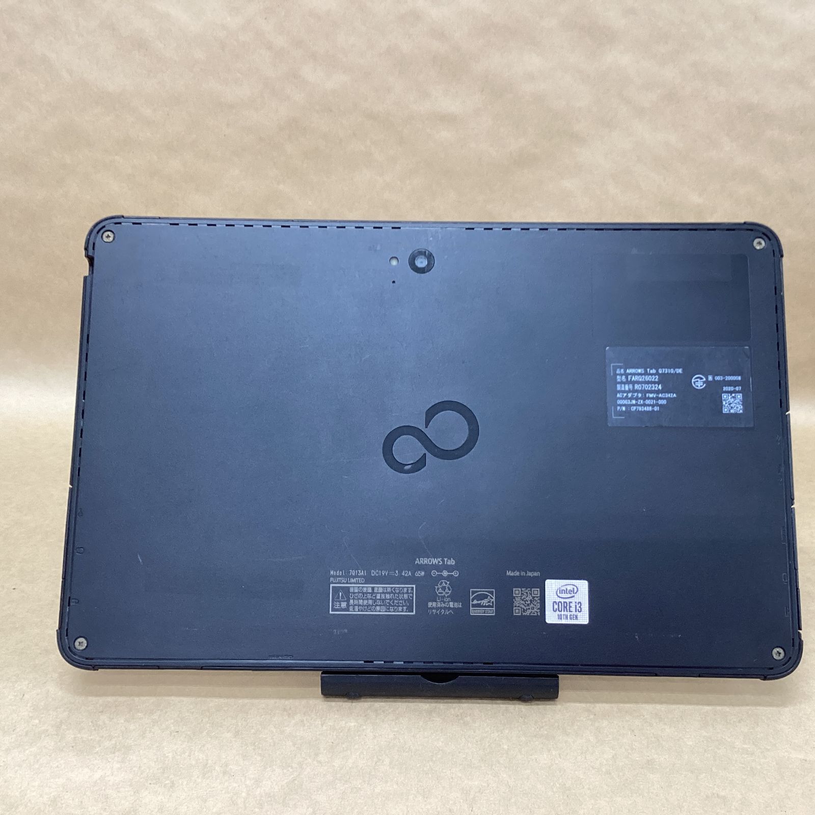 富士通ARROWS Tab Q7310/DB i5-10310U 8GB 128 富士通 ARROWS Tab Q7310⁄DB Core i5-10310U 8GB SSD128GB 13.3インチ 2in1