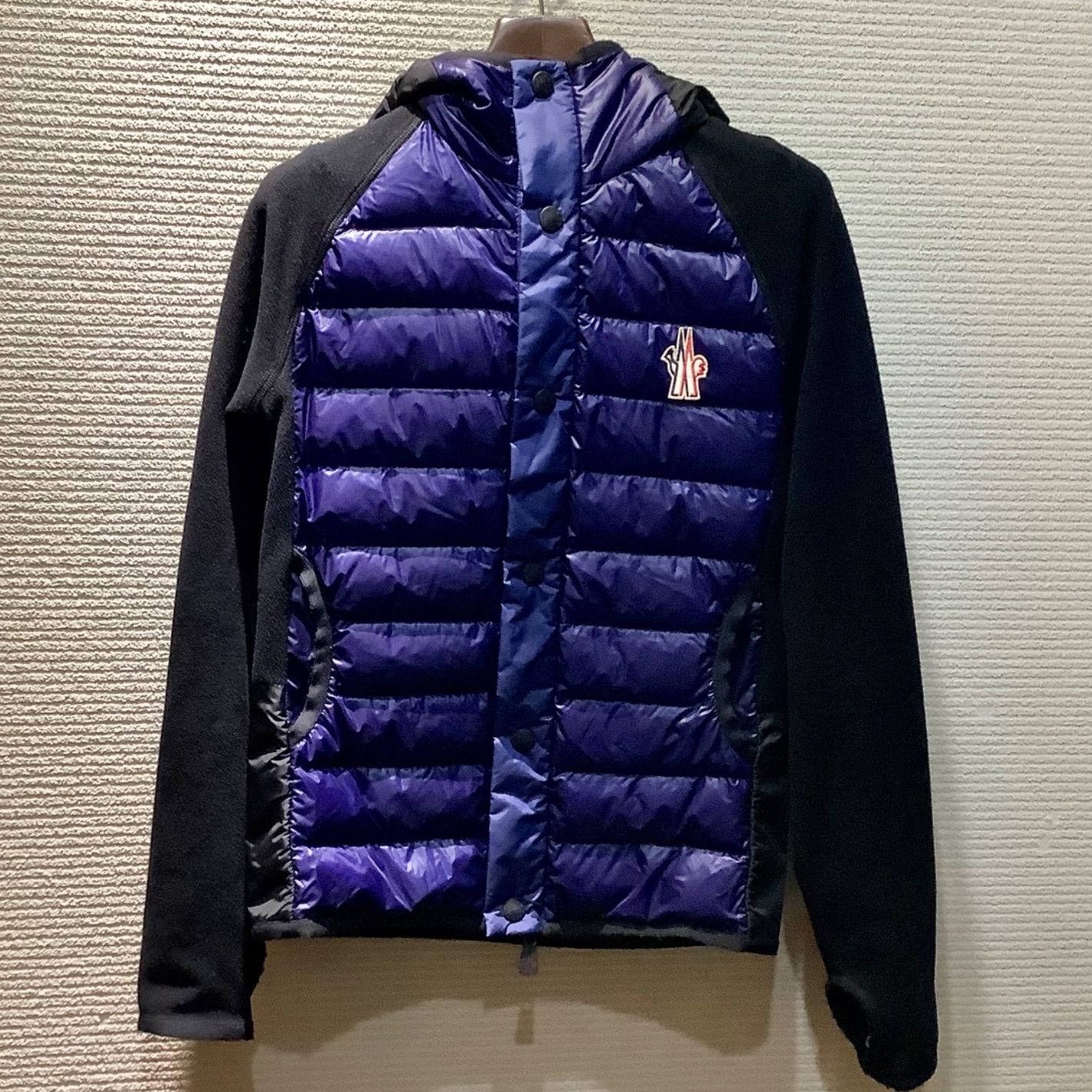 WEBストア限定 Moncler grenoble ハイブリッドダウン 【公式通販】