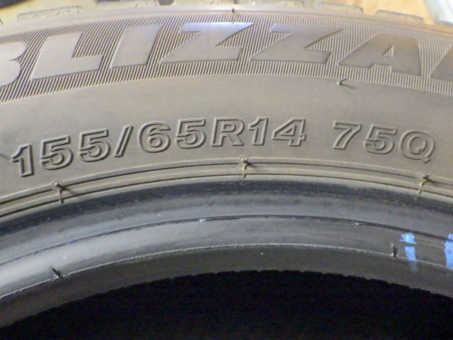 SR895】送料無料○2022年製造 約7~8部山○BS BLIZZAK VRX3○155/65R14