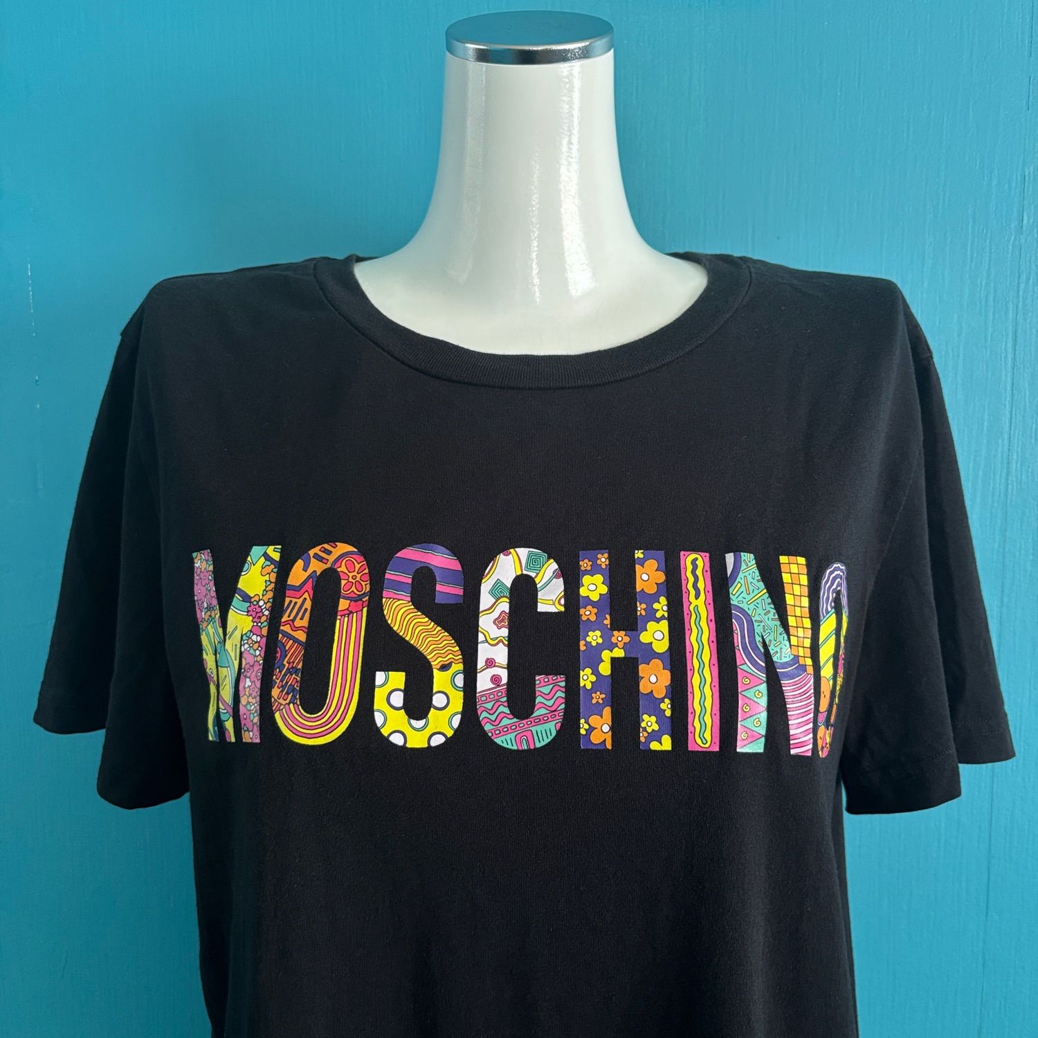 1531 MOSCHINO モスキーノ クチュール カラフルロゴ Tシャツ ブラック 