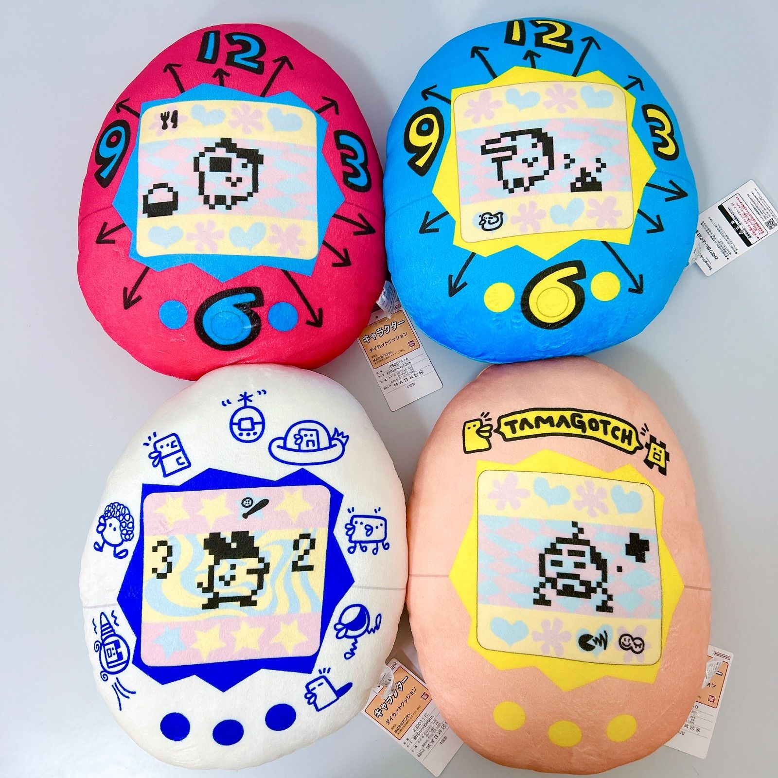 タグ付き未使用品 たまごっち ダイカットクッション 4種セット