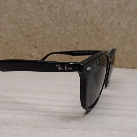 Ray Banレイバン RB4259-F ブラック　ケース、クロスセット Ray Banレイバン RB4259-F ケース、クロスセット - メルカリ