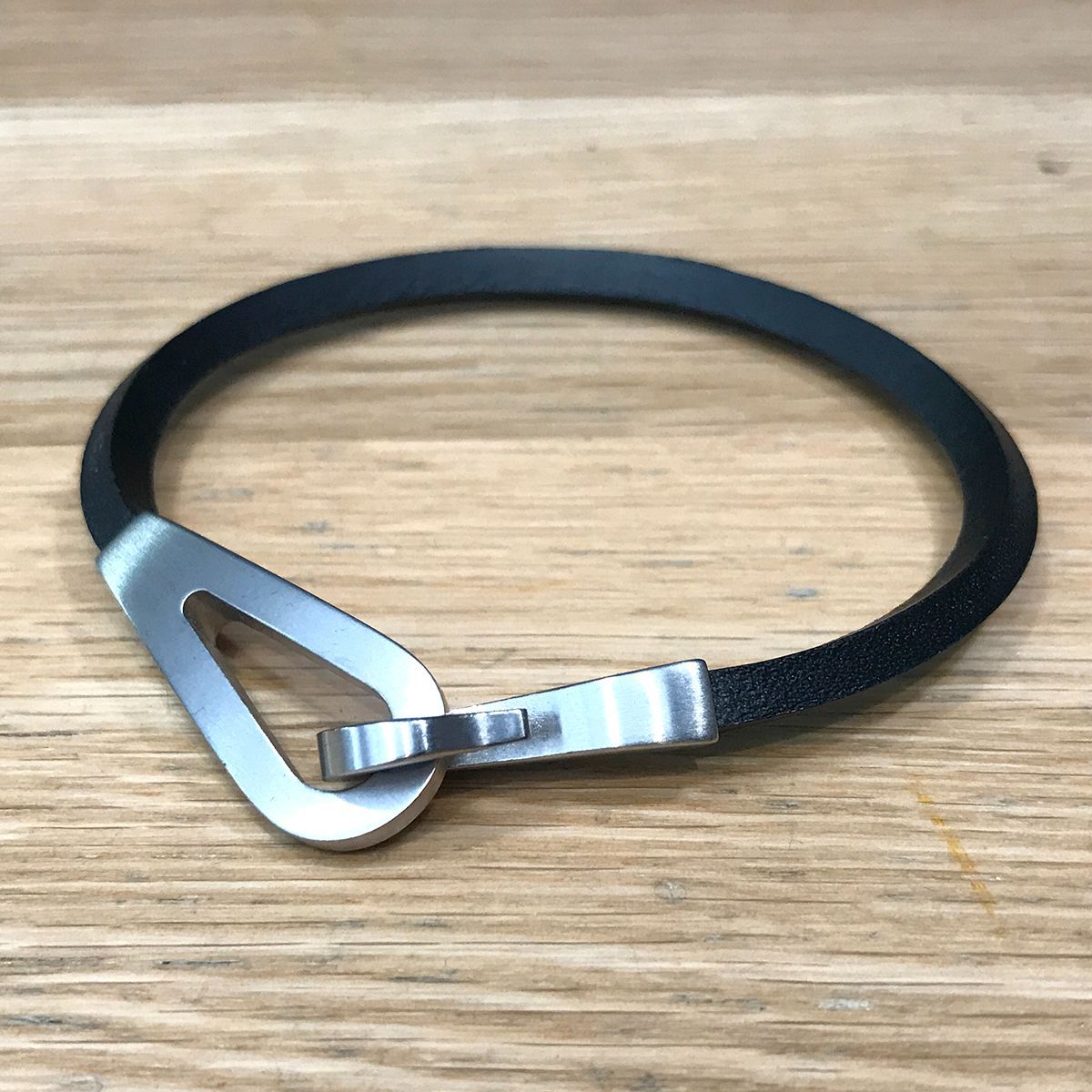 未使用 エルメス ジャンボ ジェット ブレスレット メンズ ブラック SV金具 未使用 エルメス ジャンボ ジェット ブレスレット メンズ ブラック SV