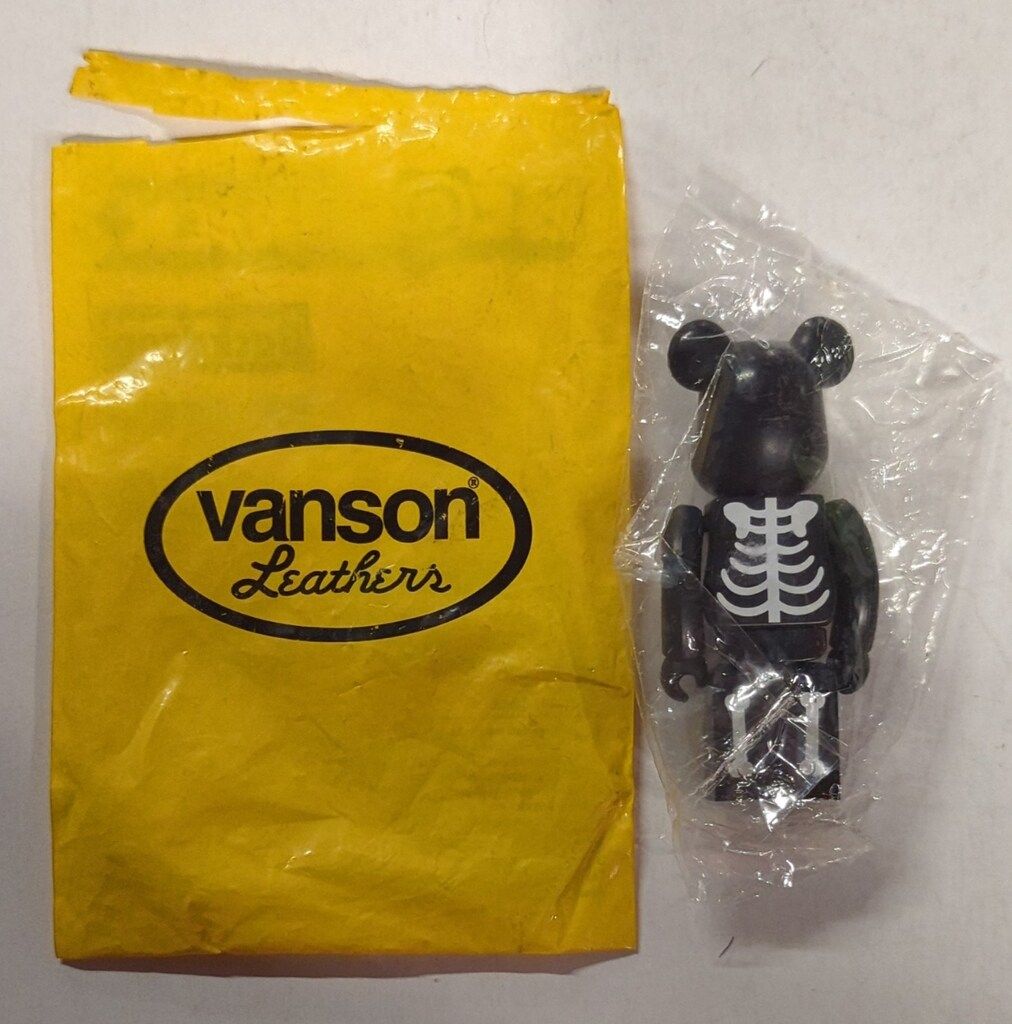 MEDICOMTOY BE@RBRICK 100%vanson/BE@RBRICK - メルカリ