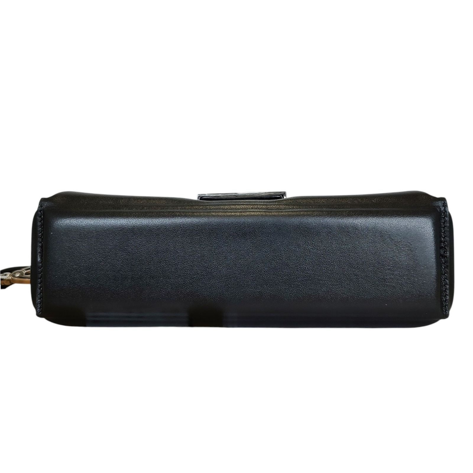 FENDI フェンディ 2WAY ソフトトランク バゲット レザー ショルダー 