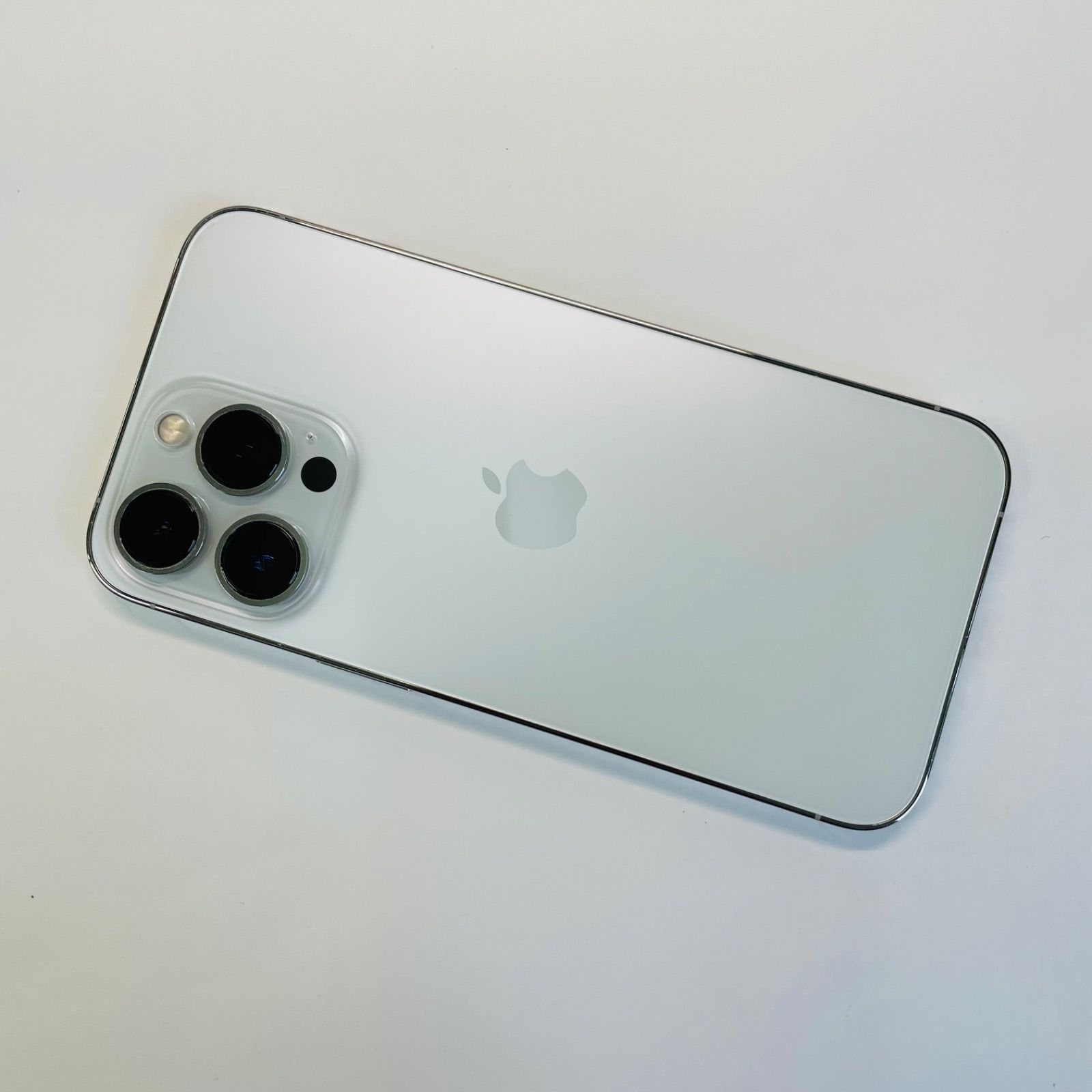 Apple iPhone 13Pro 256GB シルバー SIMロックなし ジャンク品 【公式