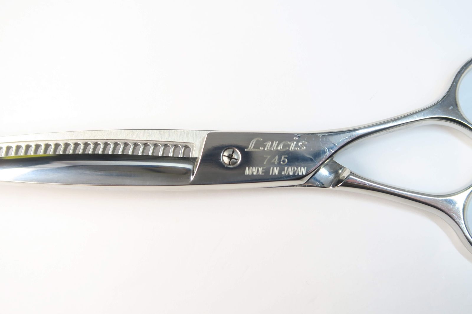 Bランク【光シザー HIKARI ヒカリ】 Lucis 745 セニング 美容師・理容