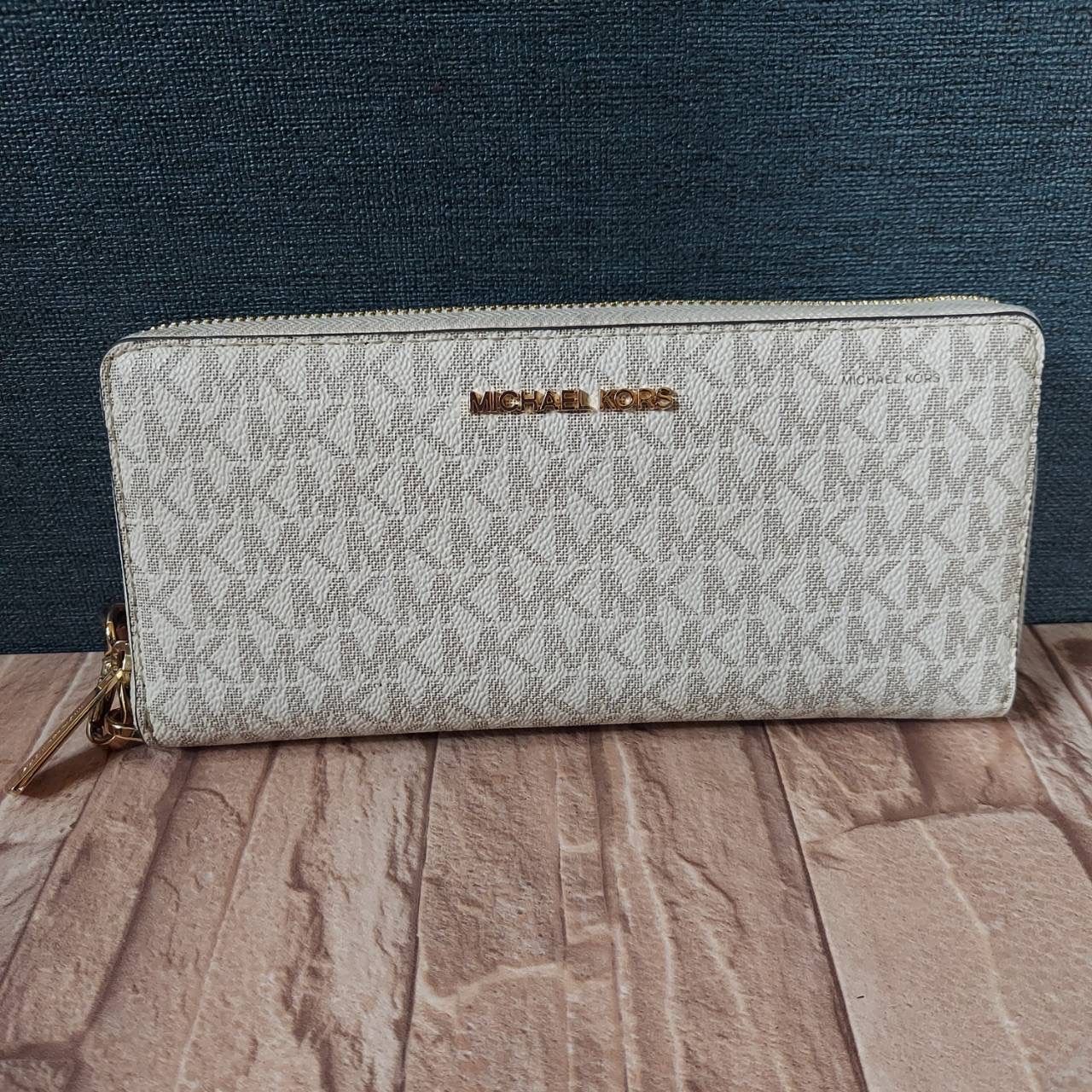 MICHAEL KORS マイケルコース 長財布 ラウンドファスナー ホワイト 白 