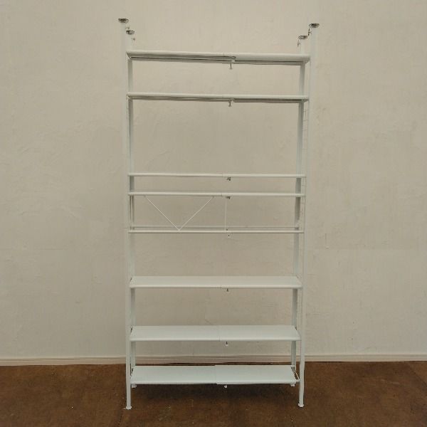中古】 スチールラック ホワイト 幅伸縮できるスチールラック - メルカリ