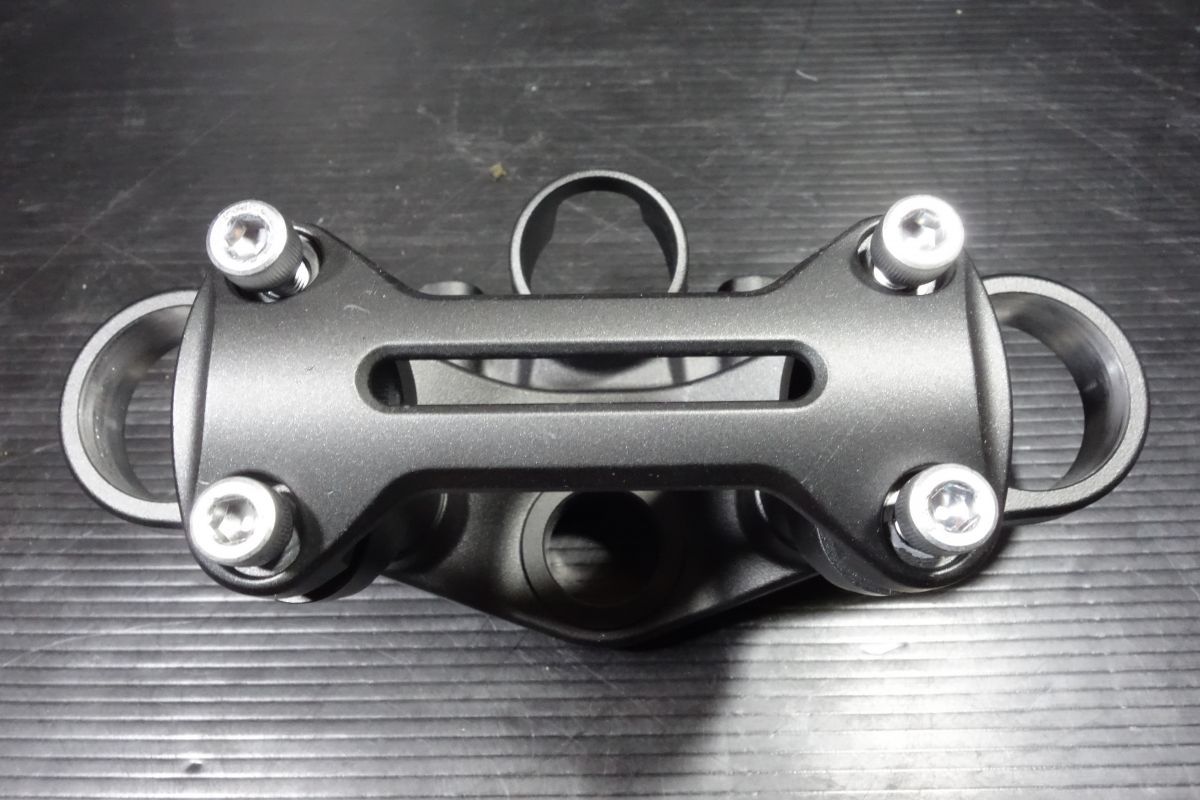 トップブリッジ ハンドル ポスト ブラケット クランプ ホルダー 
