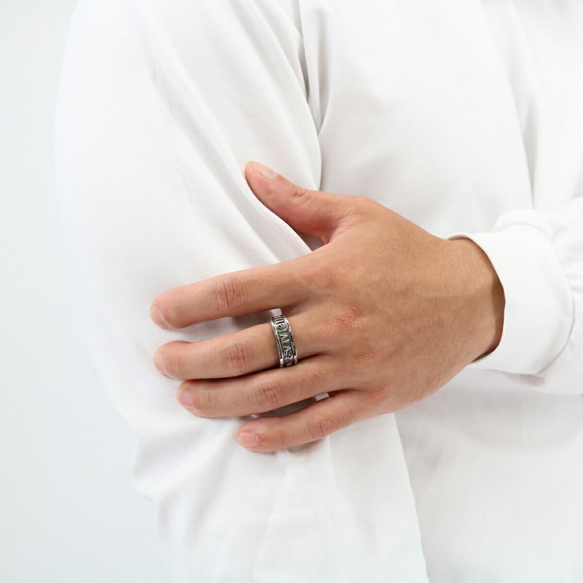 □Vivienne Westwood ヴィヴィアン ウエストウッド リング SCILLY RING 