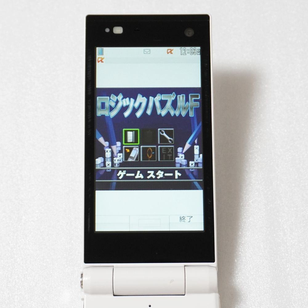 docomo STYLE F-06D ホワイト 3Gガラケー - メルカリ