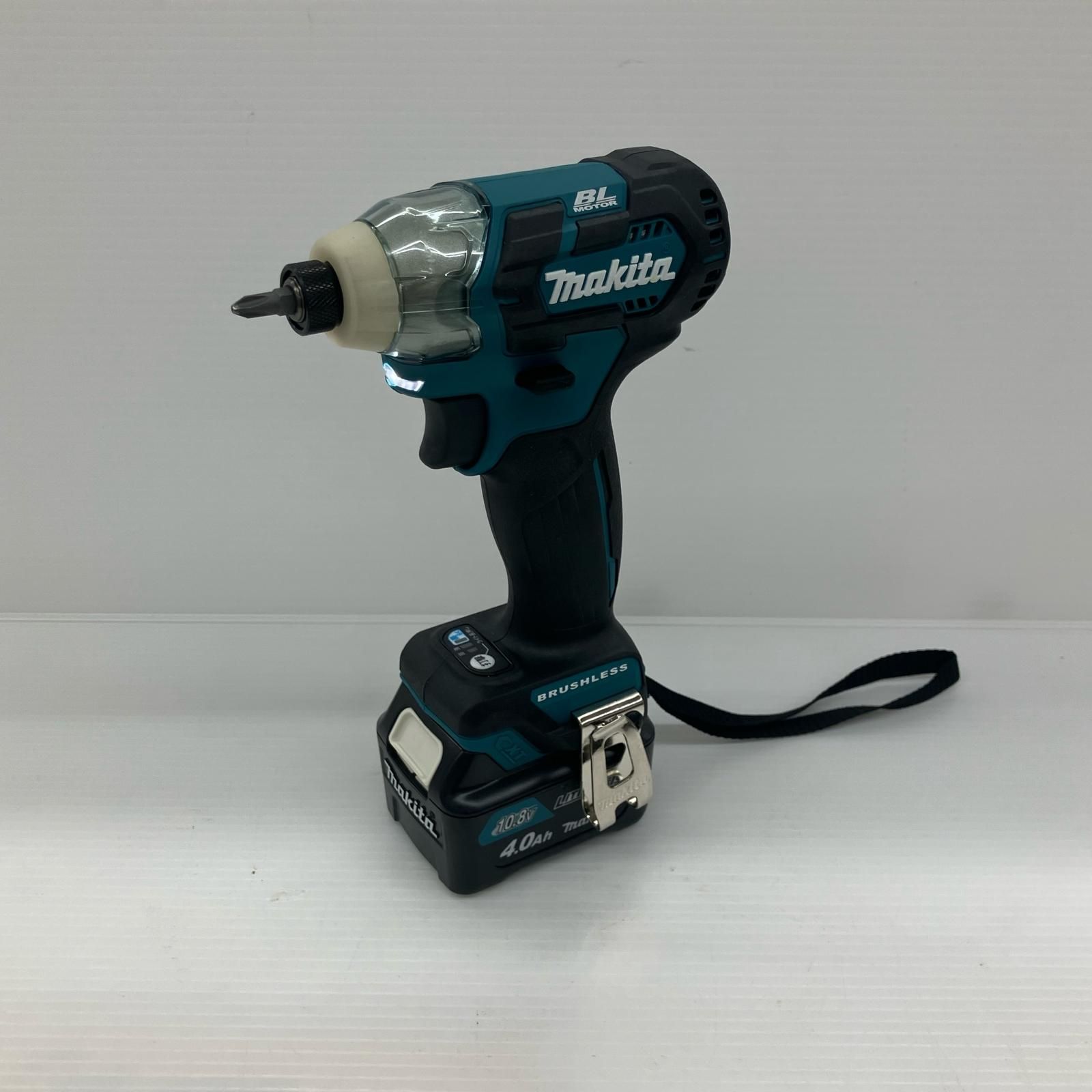 MAKITA マキタ 10.8v 充電式インパクトドライバ 充電器・充電池2個 