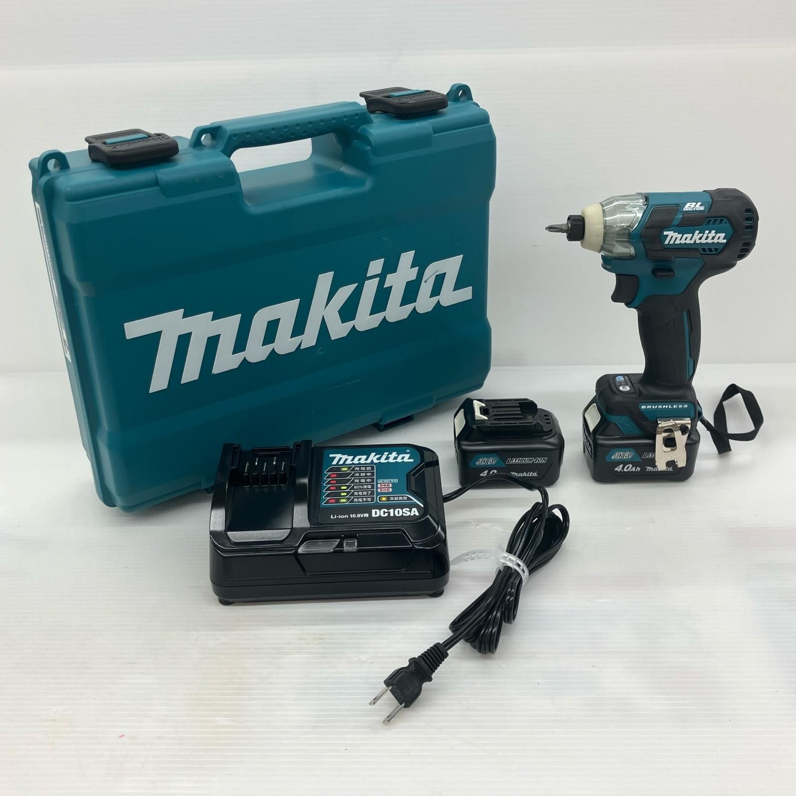 MAKITA マキタ 10.8v 充電式インパクトドライバ 充電器・充電池2個 