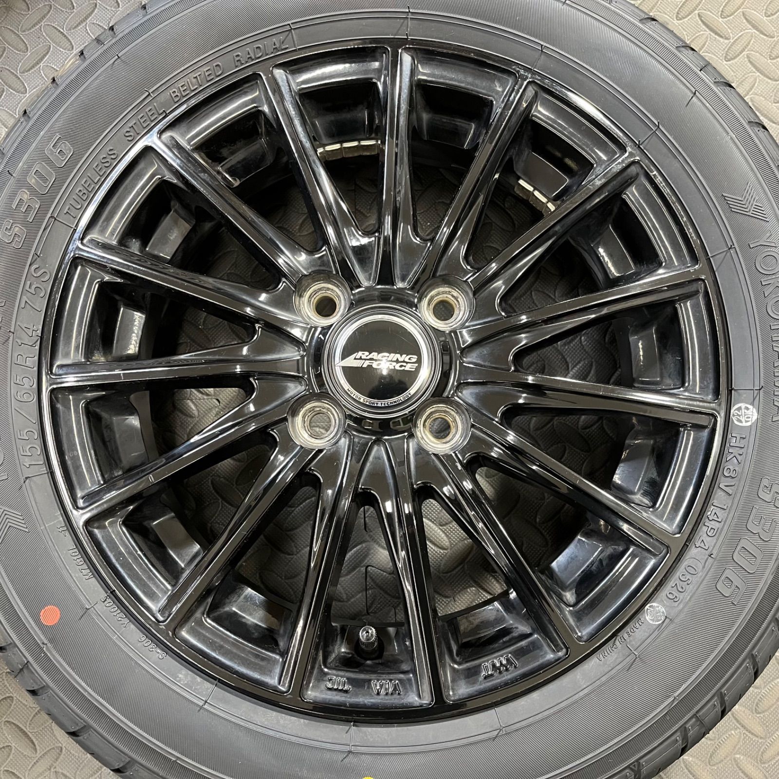 26年製 新品タイヤ 155/65R14 ヨコハマ S306 レーシングフォース 