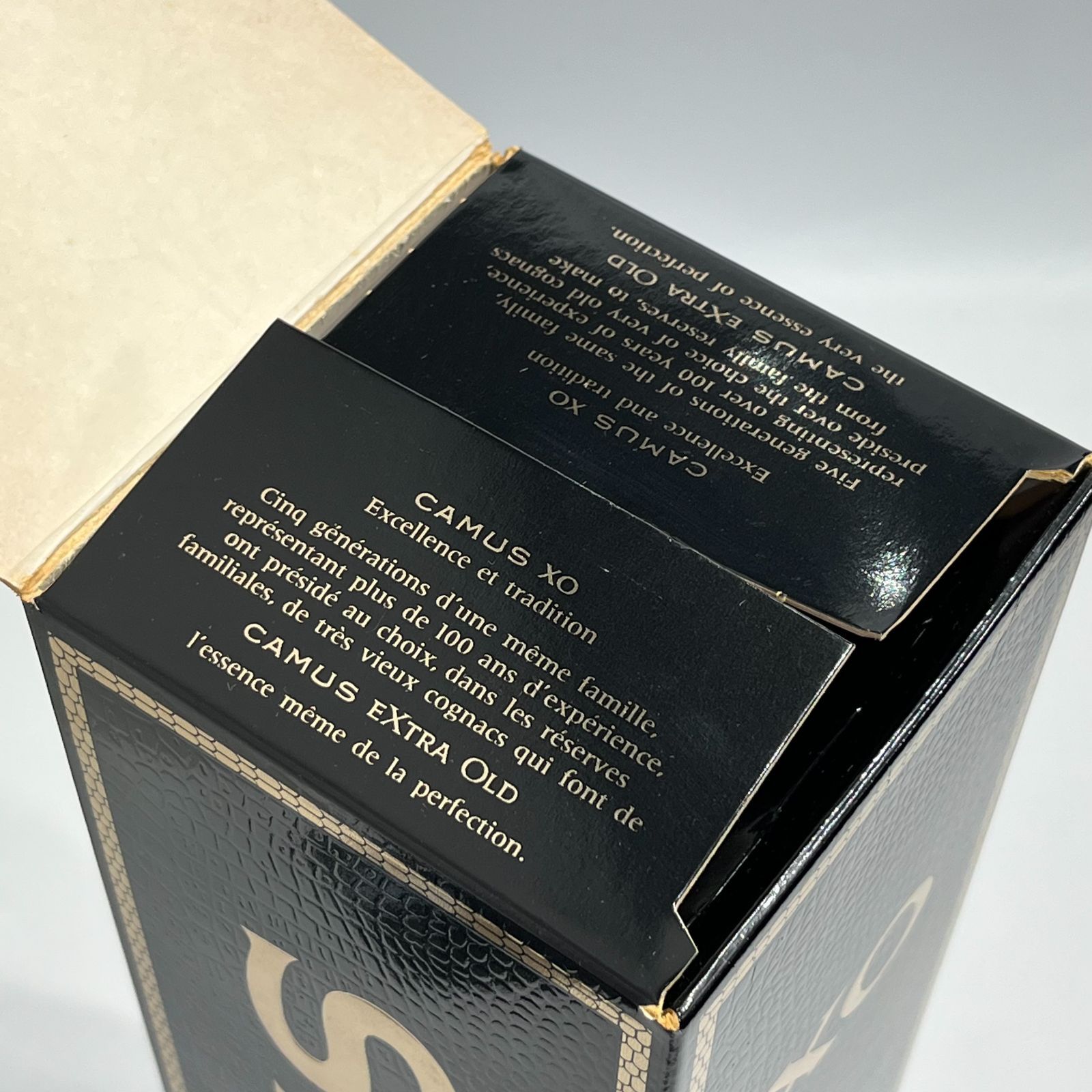 カミュ XO ロングネック 1L 未開栓 箱付 旧ボトル コニャック - メルカリ