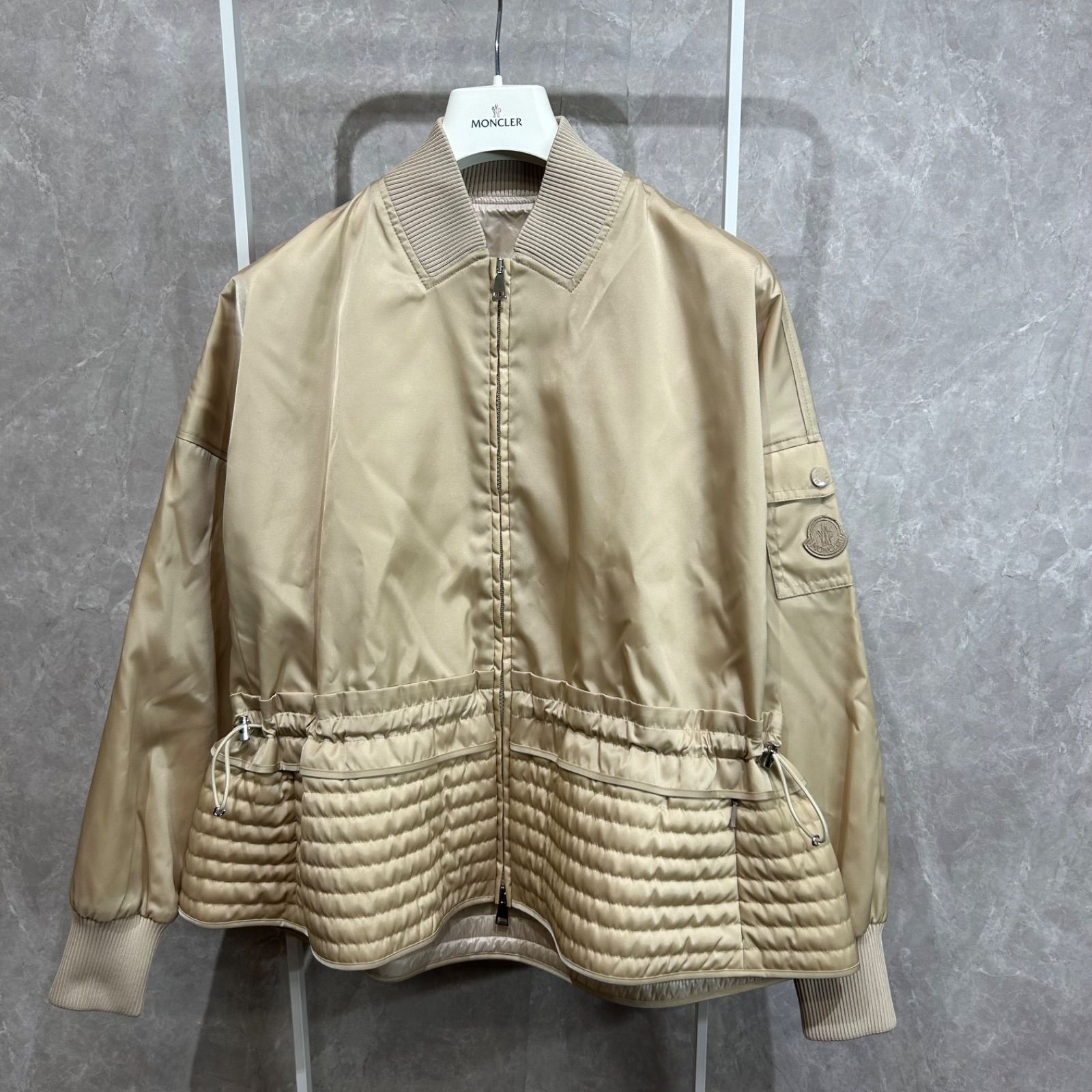 極美品】 MONCLER モンクレールボンバージャケット ナイロン 極美品】 MONCLER モンクレールボンバージャケット ナイロン