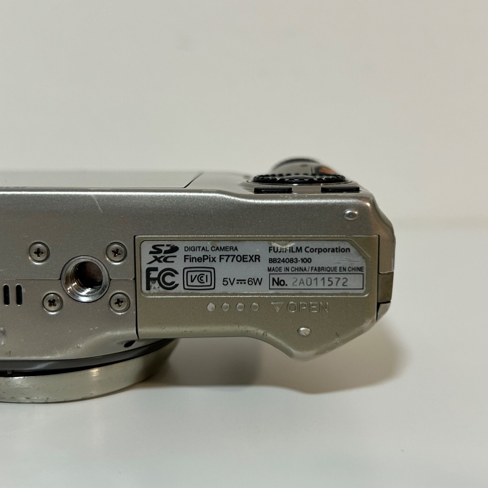 ジャンク品】FUJIFILM FinePix F770EXR フジフィルム ファインピクス 