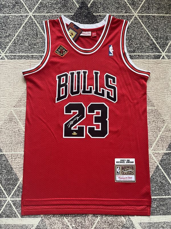 サイン入り マイケル・ジョーダン(Michael Jordan) シカゴ サイン入り マイケル・ジョーダン(Michael Jordan) シカゴ