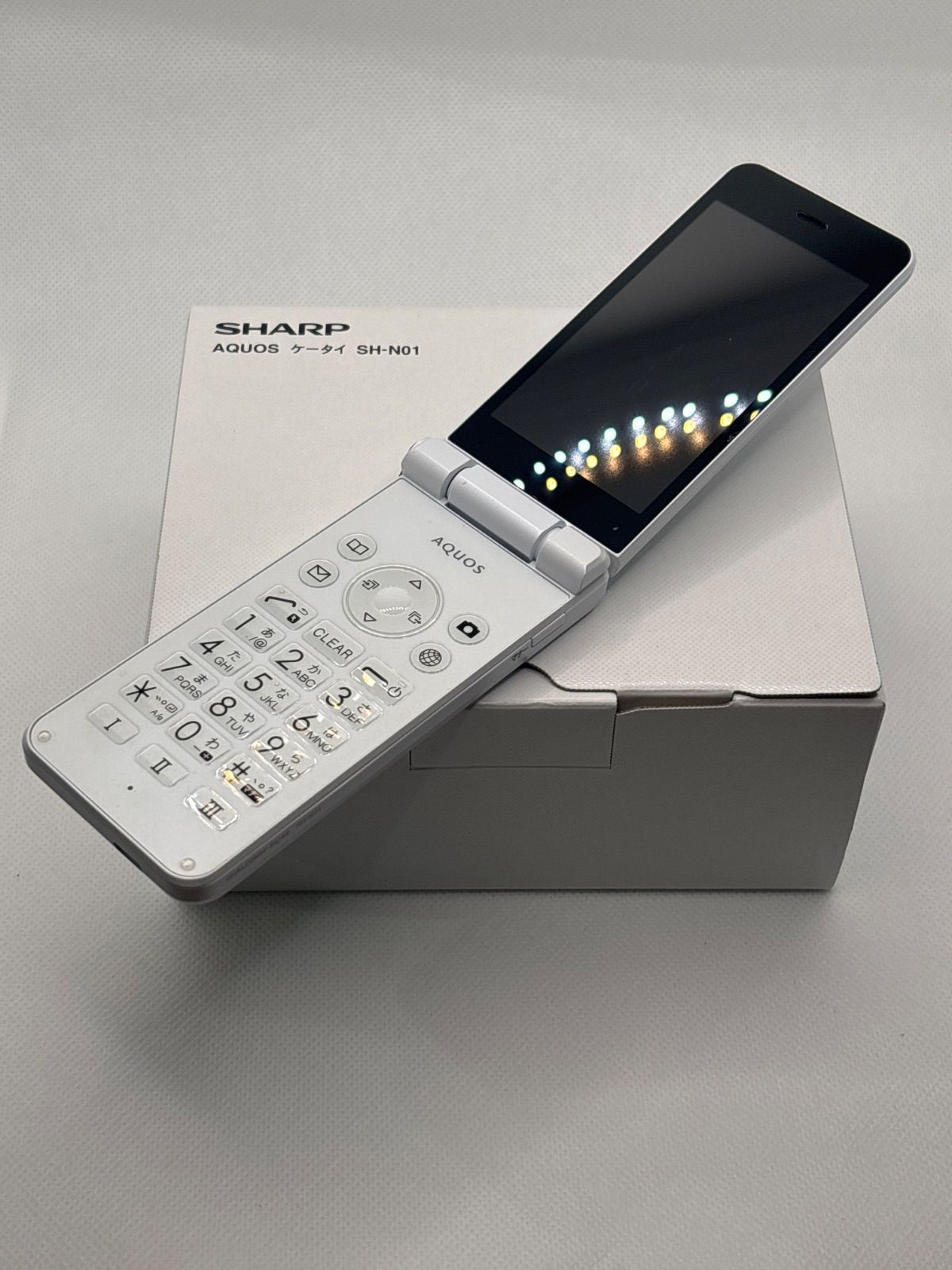SHARP　AQUOSケータイ　ガラホ　SH-N01 （動作確認済中古） SHARP AQUOSケータイ SH-N01 ホワイト SIMフリー 中古 - メルカリ