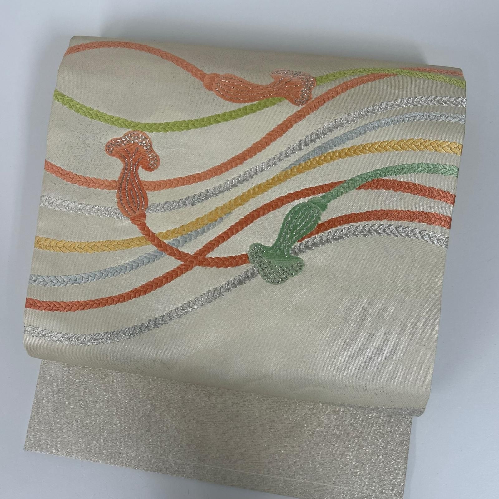 名古屋帯 正絹 組紐刺繍 銀糸織込み 九寸 MA-4511 - メルカリ 名古屋帯 正絹 組紐刺繍 銀糸織込み 九寸 MA-4511 - メルカリ