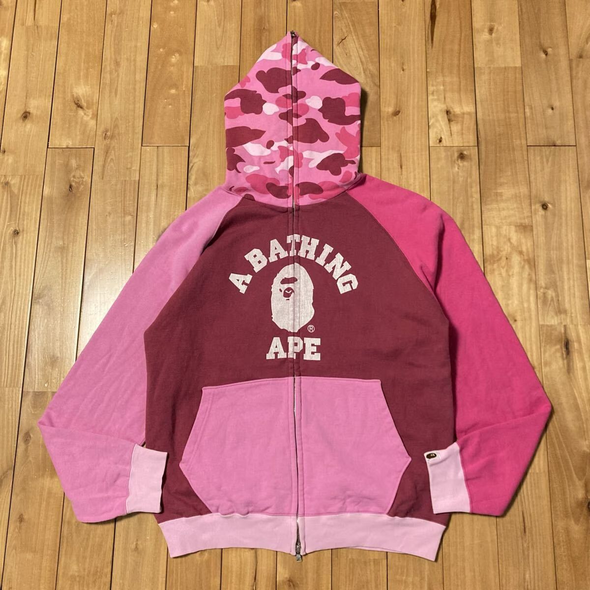 PINK CAMO カレッジロゴ クレイジー パーカー Mサイズ a bathing ape 