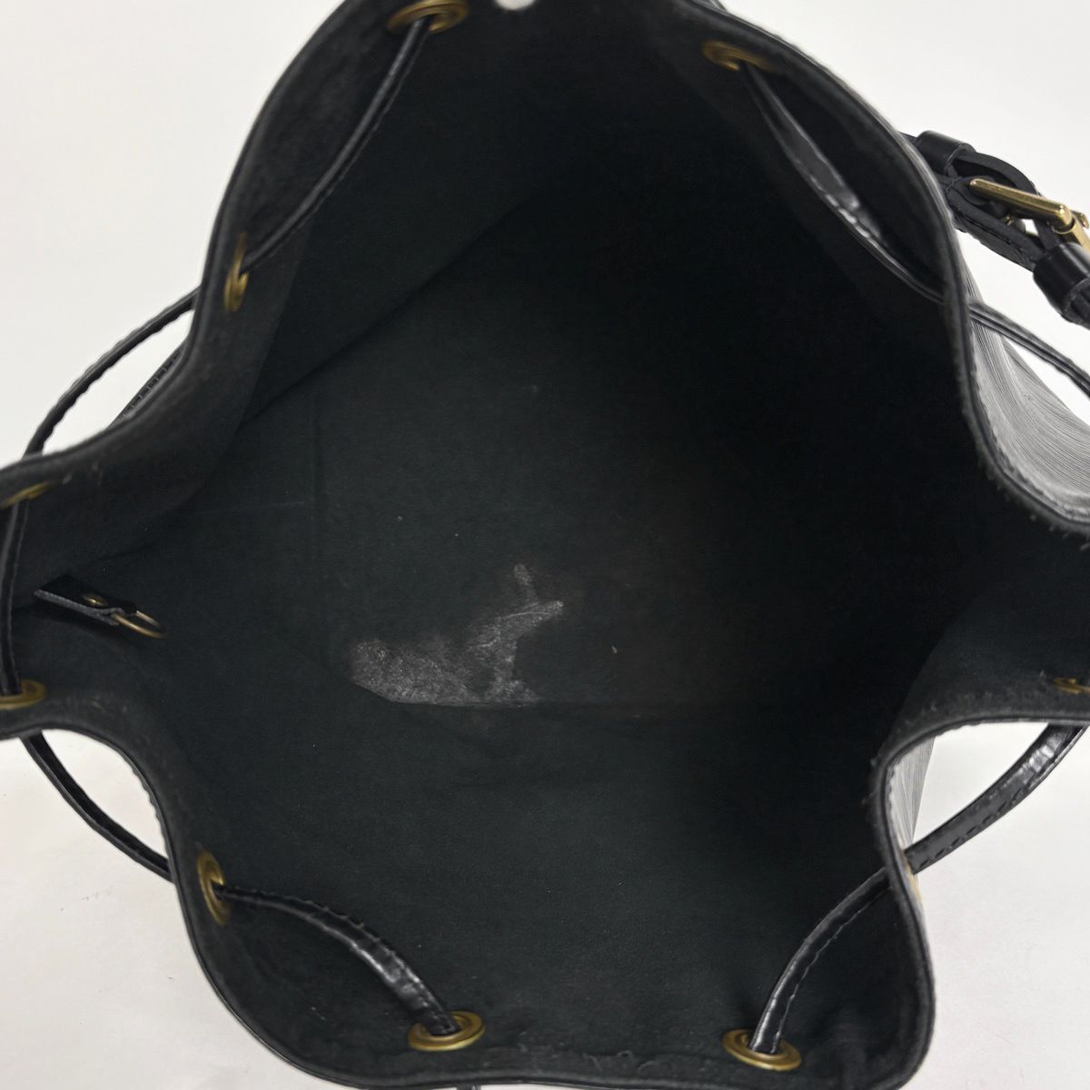 LOUIS VUITTON ルイ ヴィトン エピ プチノエ ショルダーバッグ ワン