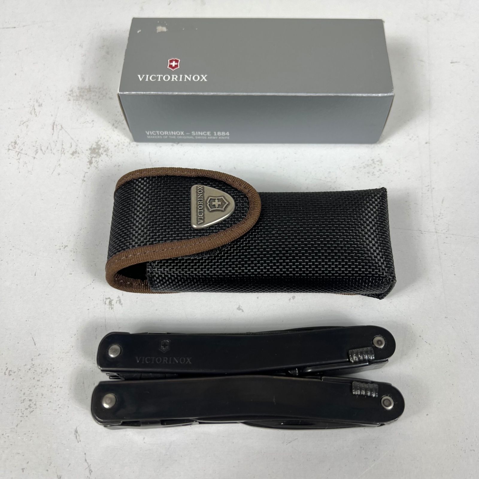  ?️OneSize ブラック系 Victorinox ビクトリノックス スイスツール XBS SwissTool XBS 64015 z00056998 マルチツール 刃物 キャンピングギア 帽子 ナイフ ツール アウトドア