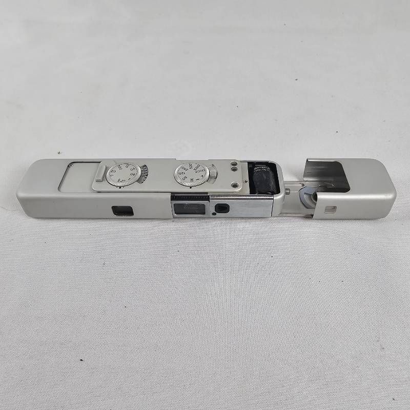 【美品・完備品】 ミノックス スパイカメラ ケース・説明書付 ドイツ製 希少完備品】ミノックス LX スパイカメラ 西ドイツ製 日本語説明書