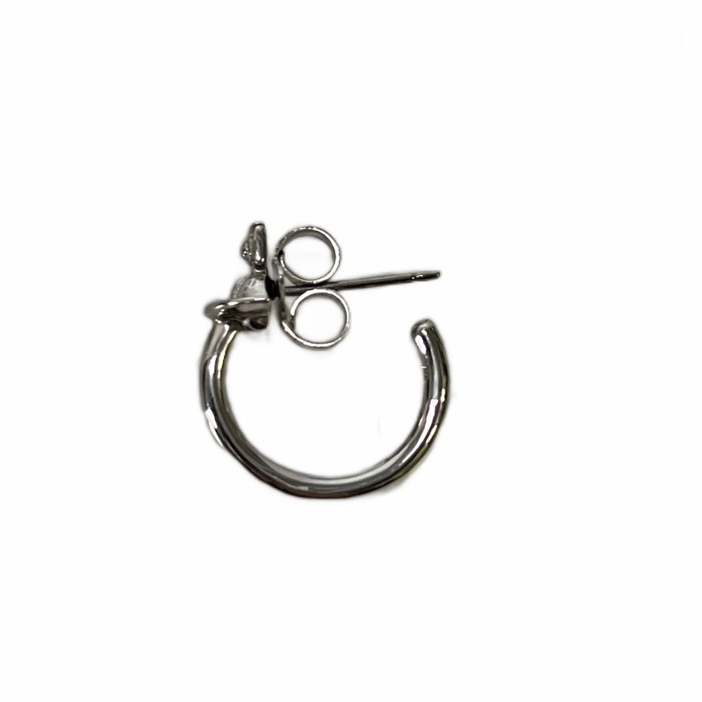 Vivienne Westwood シルバー フープピアス(片耳用) Vivienne Westwood フープピアス 片耳用 Vivienne Westwood フープ