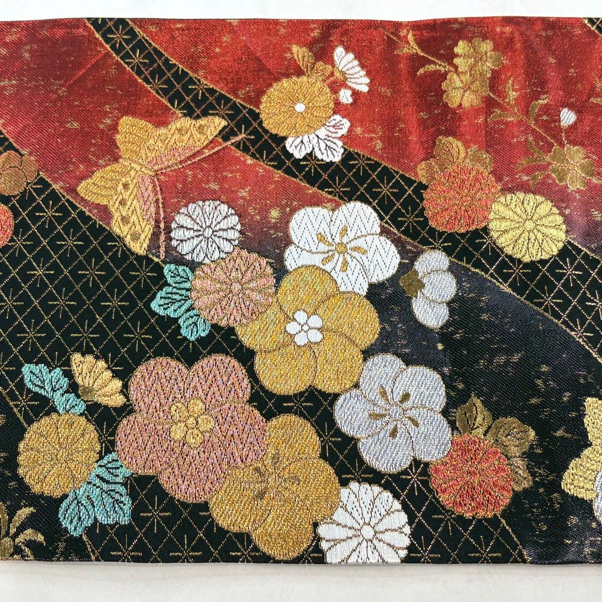 袋帯 美品 秀品 振袖向き 草花 かづら帯 金糸 箔 青紫 六通