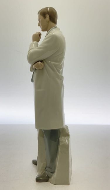 インテリア小物 リヤドロ LLADRO スペイン製 優秀なドクター 置物