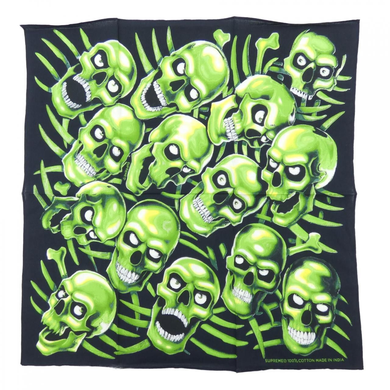 シュプリーム SUPREME SKULL PILE BANDANA バンダナ - メルカリ
