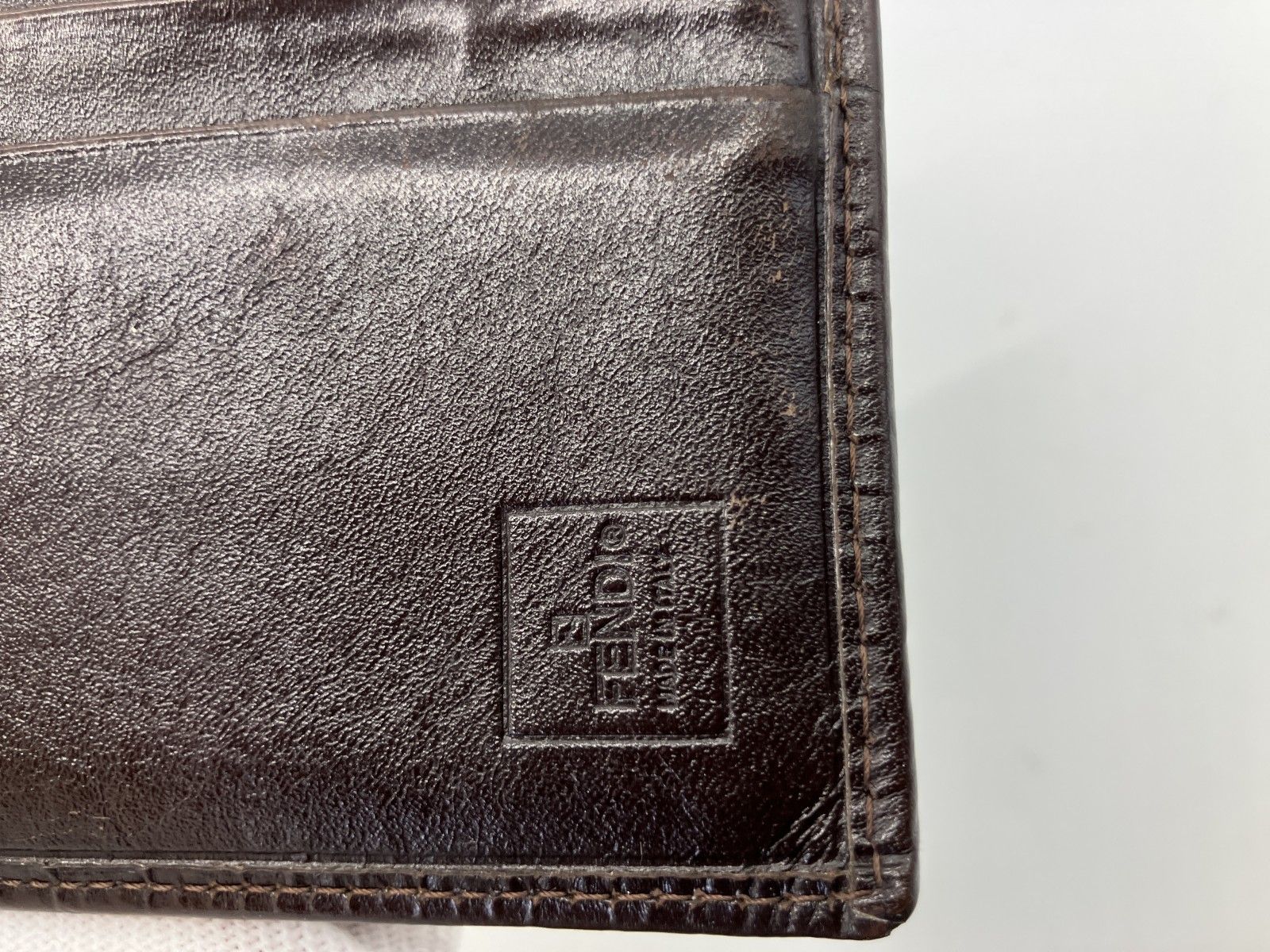 【美品】FENDI レザー ズッカ ブーティ ブラウン 36イタリア製 元箱付き 極美品FENDI フェンディ ズッカ レザー×キャンバス 長財布 ブラウン
