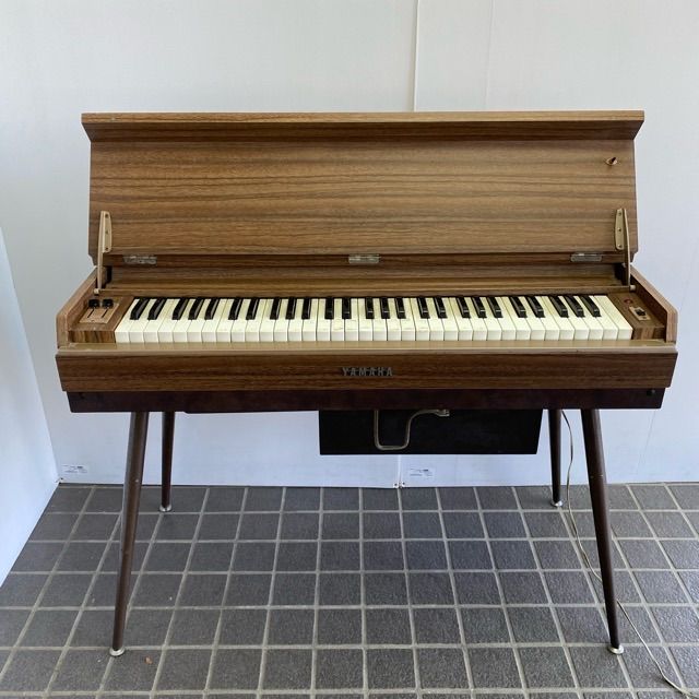 配送不可、現地引取のみ、リユース品】YAMAHA 電子オルガン No.L-2C