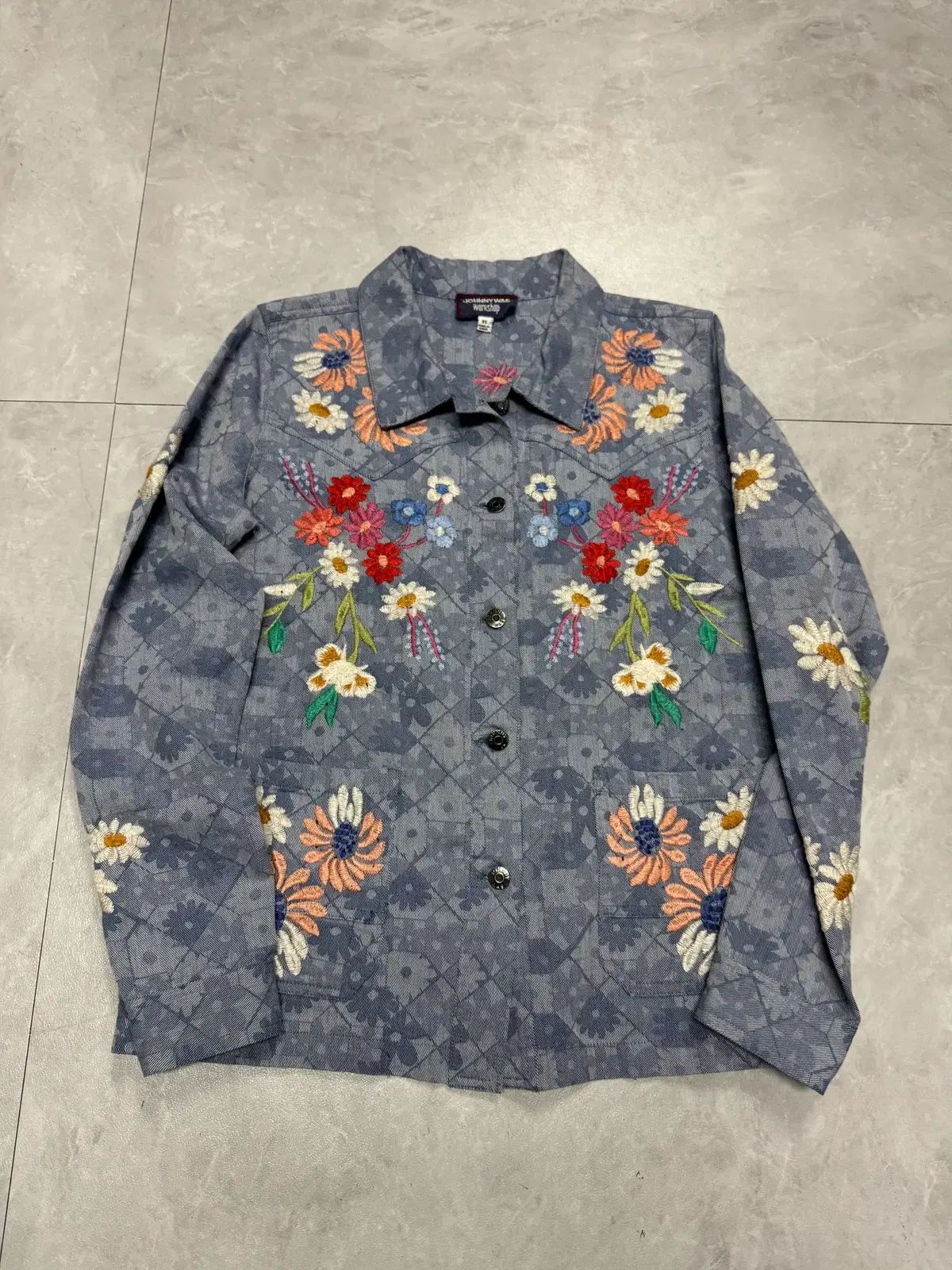 100%新品，お得 85 ジョニーワス Johnny Was 刺繍