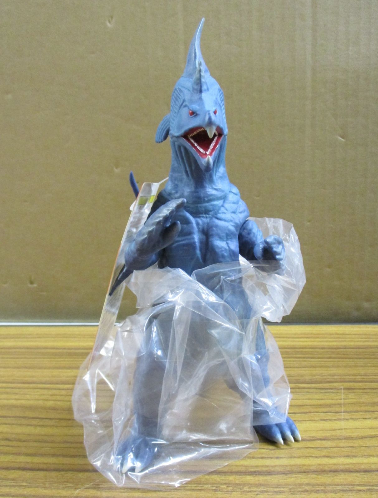 バンダイ ウルトラ大怪獣シリーズ5000 ムルチ タグ付き 未使用品