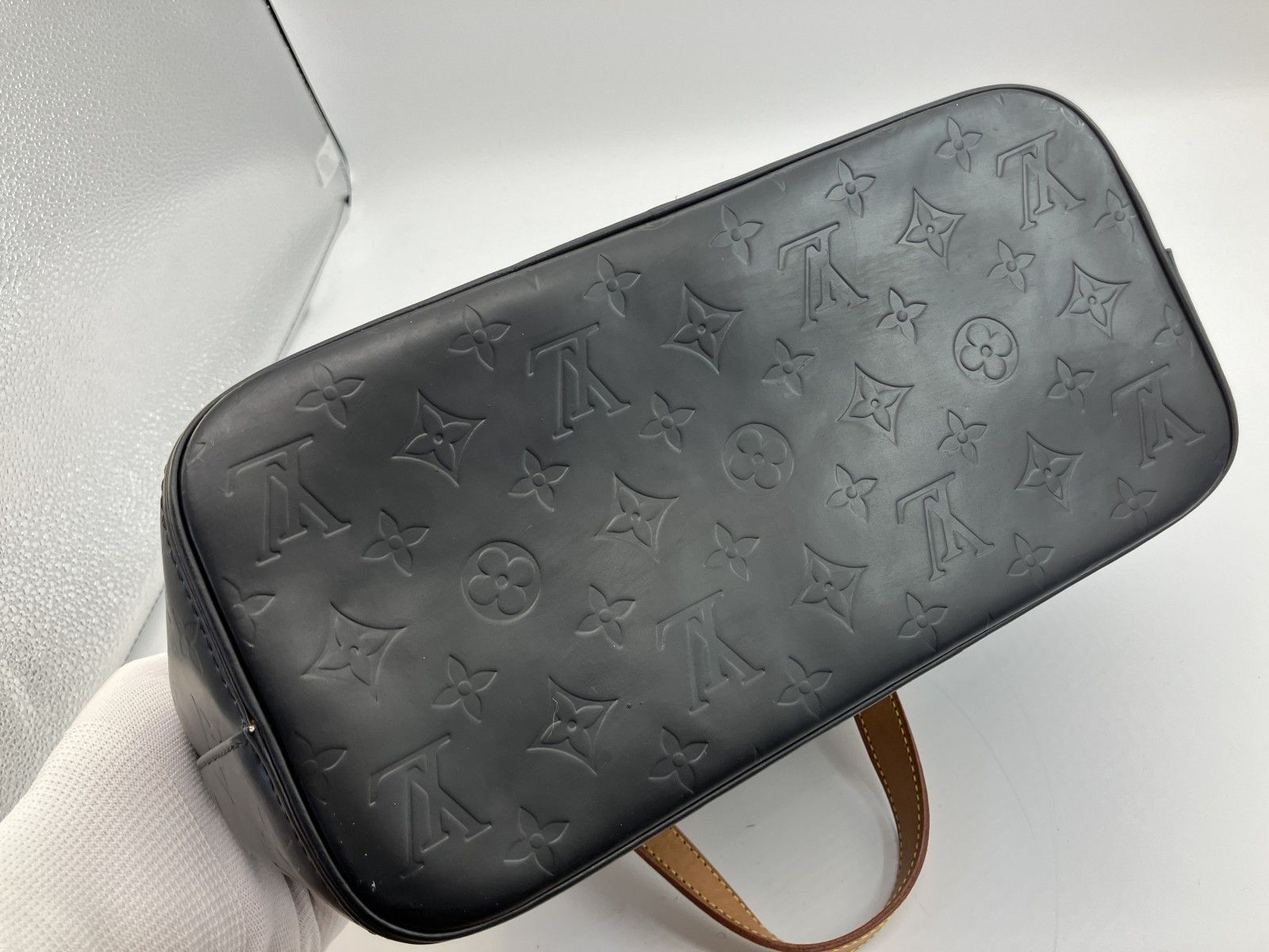 ルイヴィトン ヴェルニ トートバッグ ブラック リカラー品 TH0051 