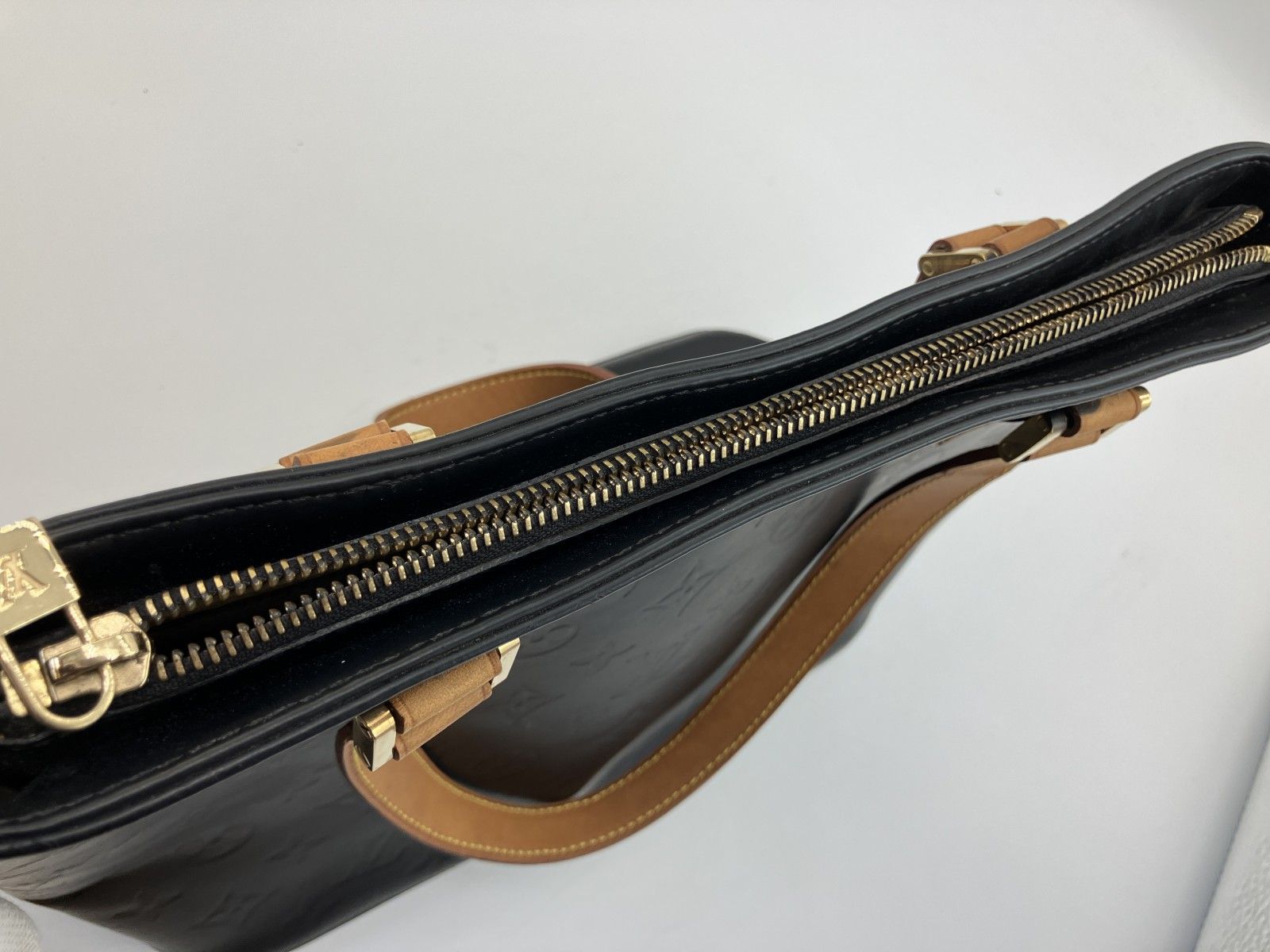 ルイヴィトン ヴェルニ トートバッグ ブラック リカラー品 TH0051 