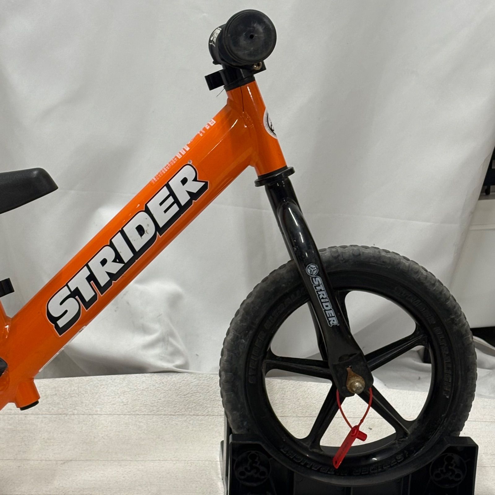 現行モデル STRIDER スポーツ バランスバイク 12インチ オレンジ 