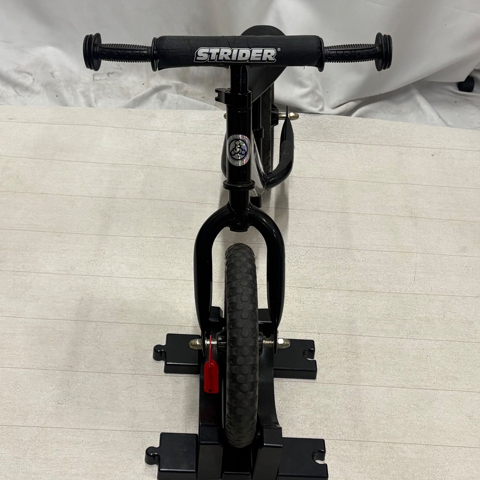 STRIDER ストライダー スポーツモデル 12インチ ブラックバランス 
